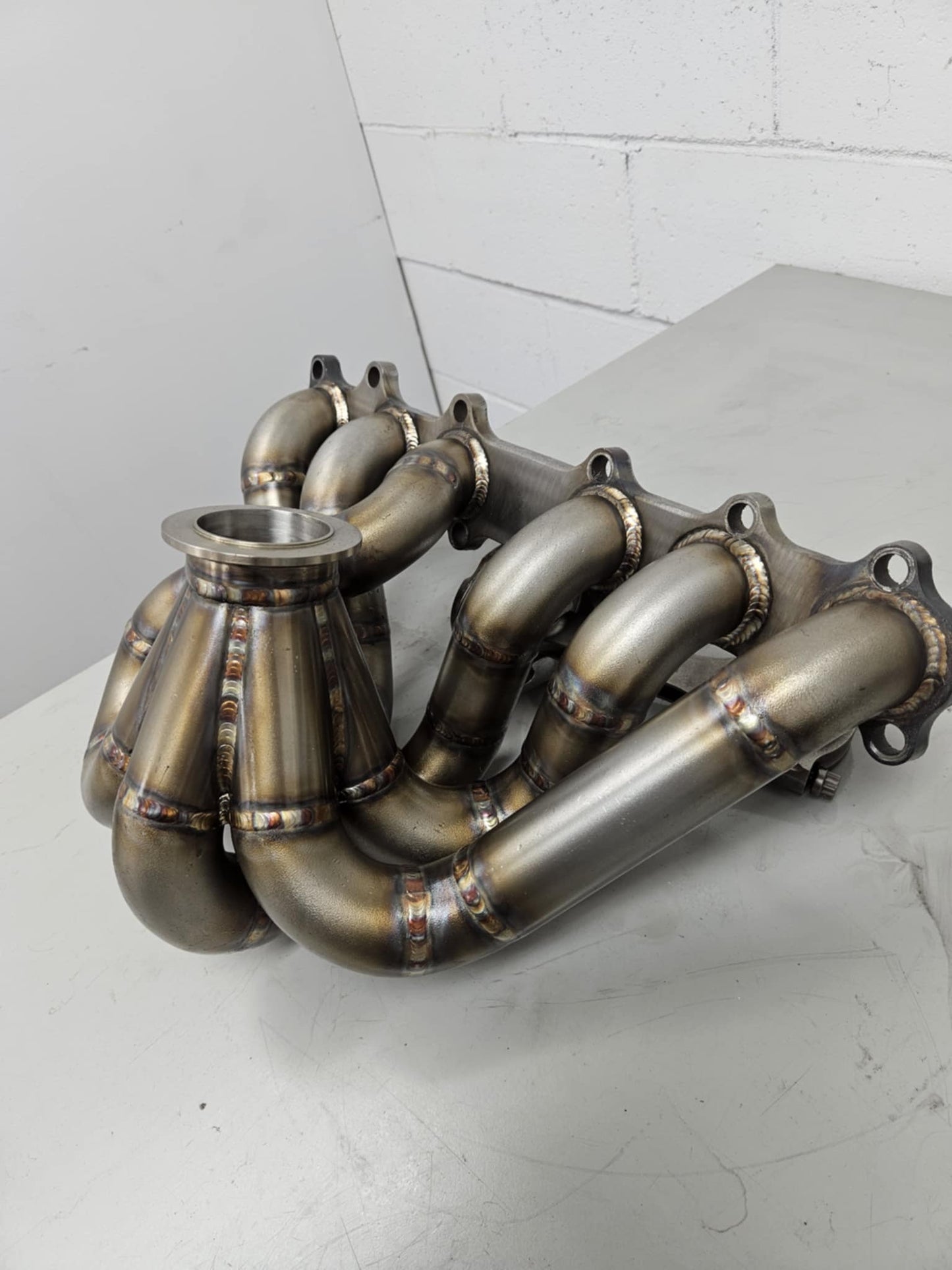 
Manifold 2JZ Top mount V-Band Westgate au besoin 2jz
 high-performance